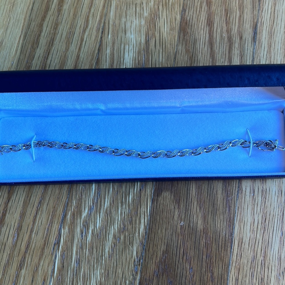 Diamond Infinity Bracelet - Picture 5 of 7
